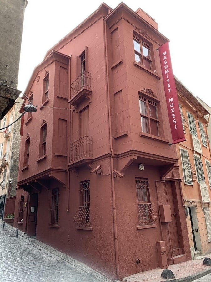 10 Buildings inspired by famous literature
