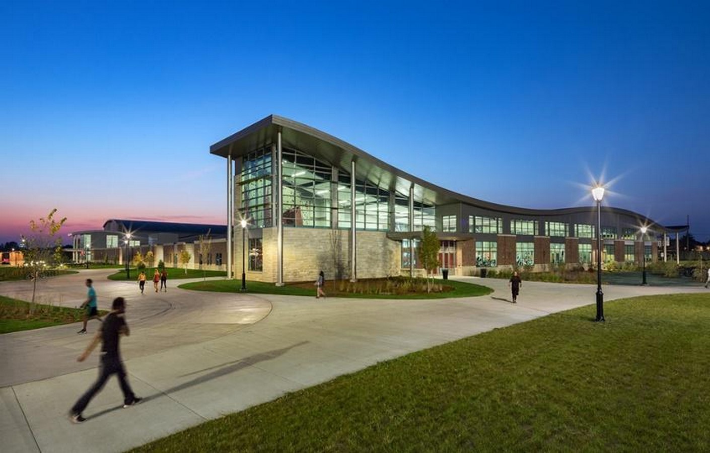 Falcon Center - UNIVERSITY OF WISCONSIN-RIVER FALLS- sheet1