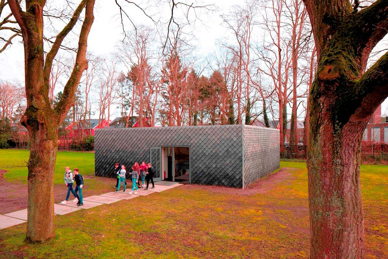 10 Examples of Upcycling in Architecture- sheet1