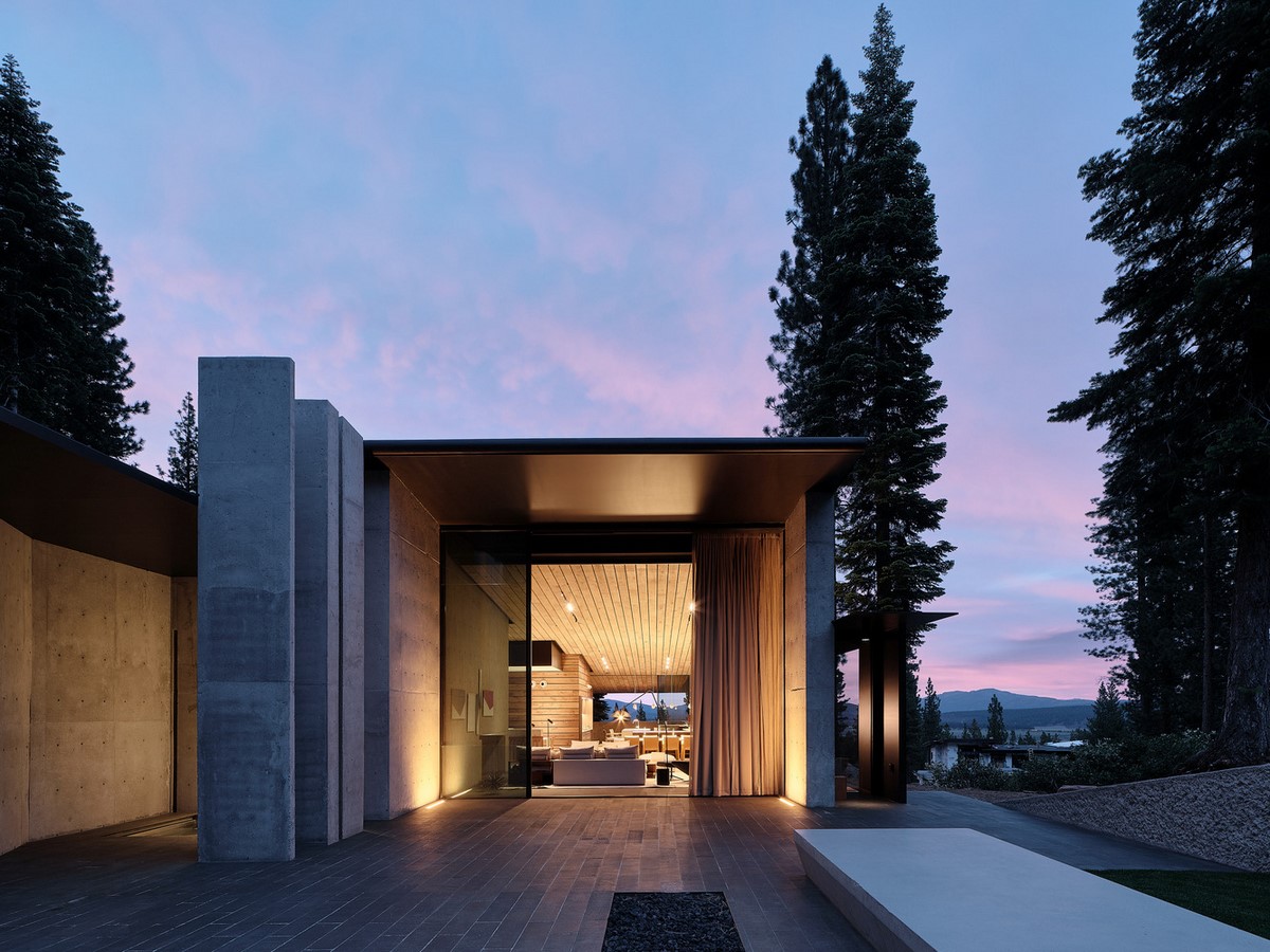 Three-storey coloured window, Lookout House created by Faulkner Architects - Sheet10