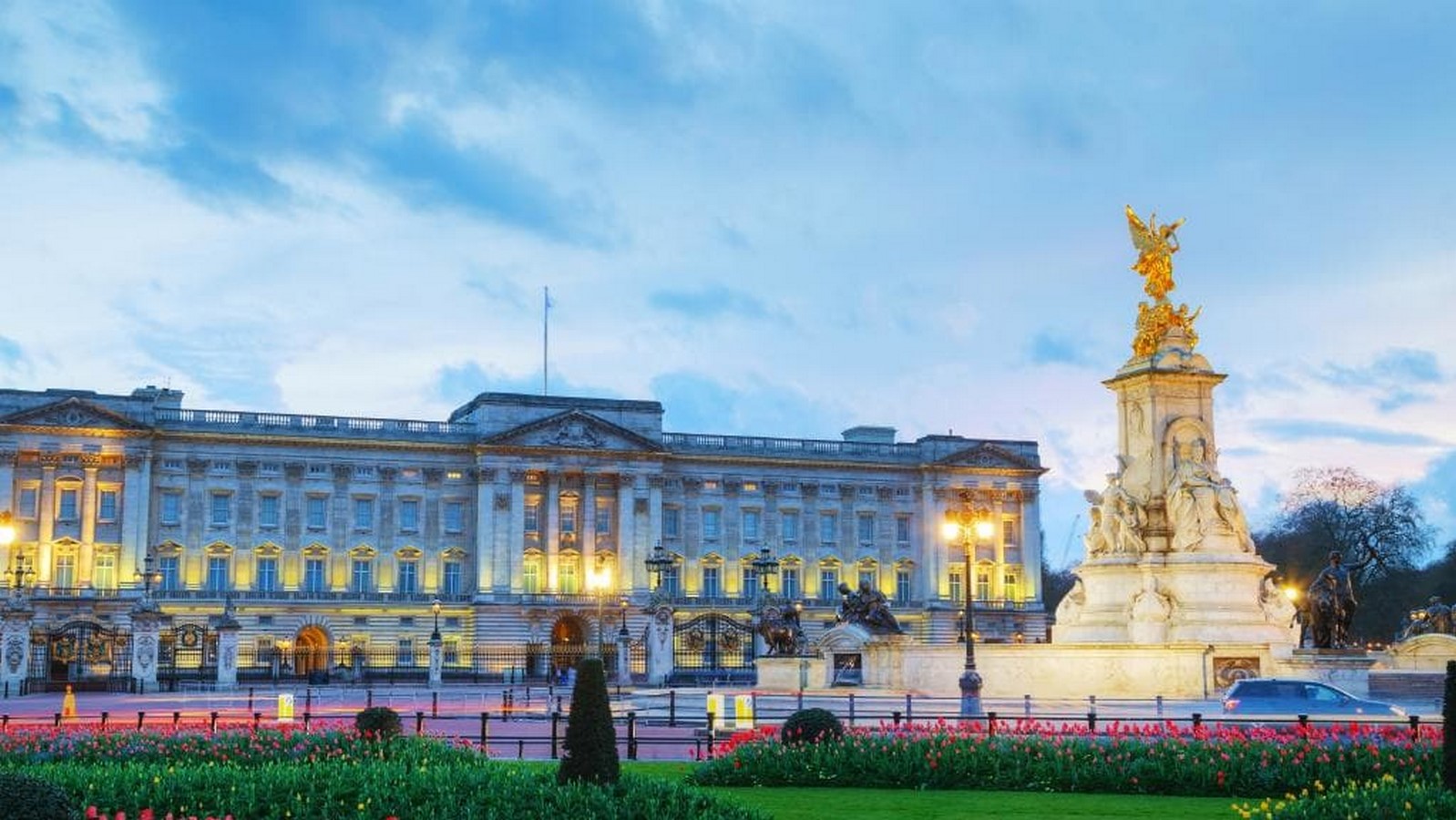  Buckingham Palace by John Nash- Home to the Monarchs- sheet10