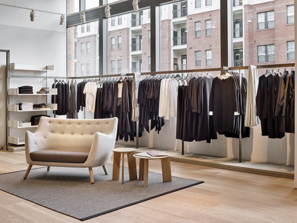 COS’ Retail Store in Atlanta, Georgia - Sheet3