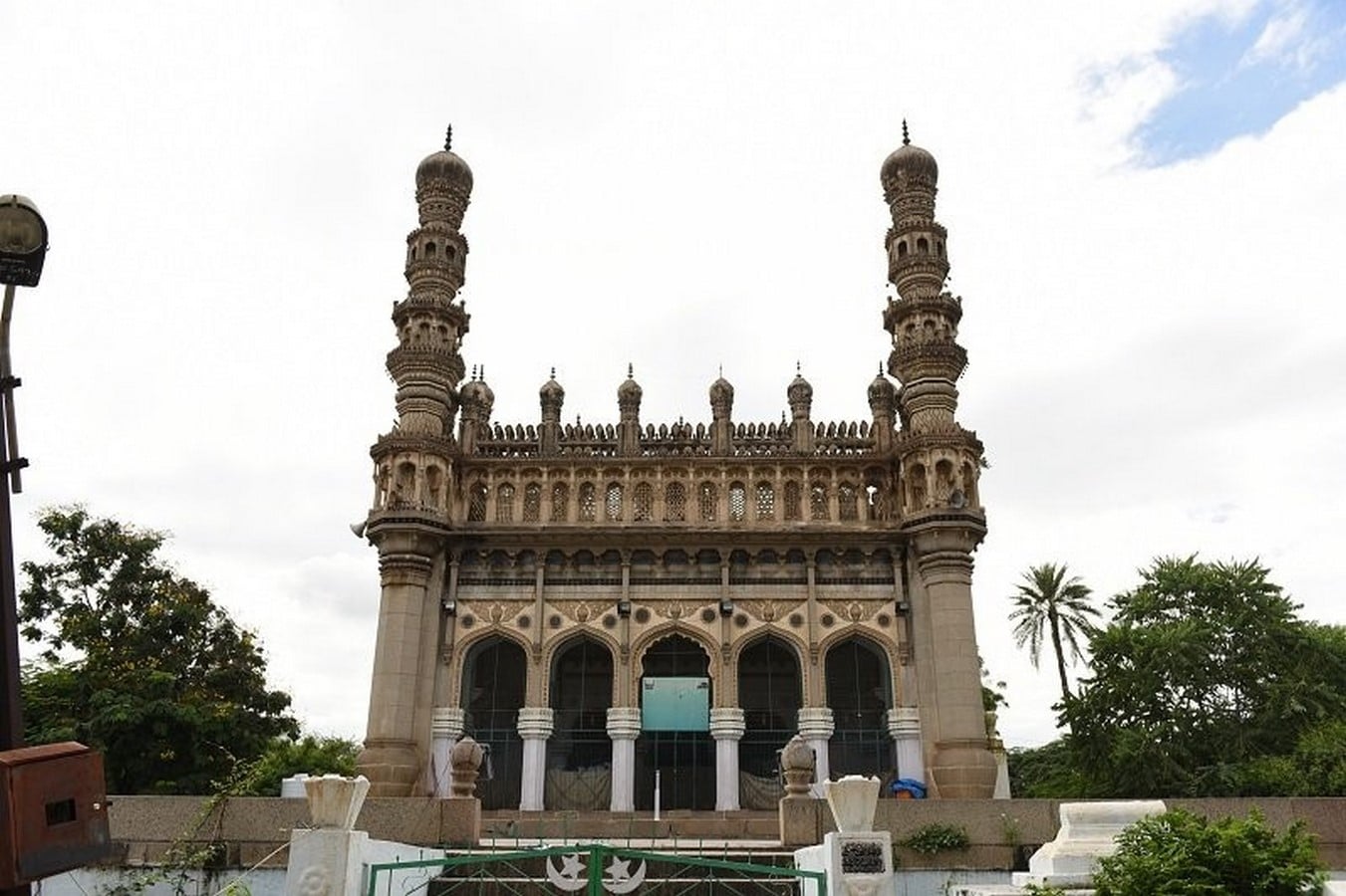 Toli Mosque