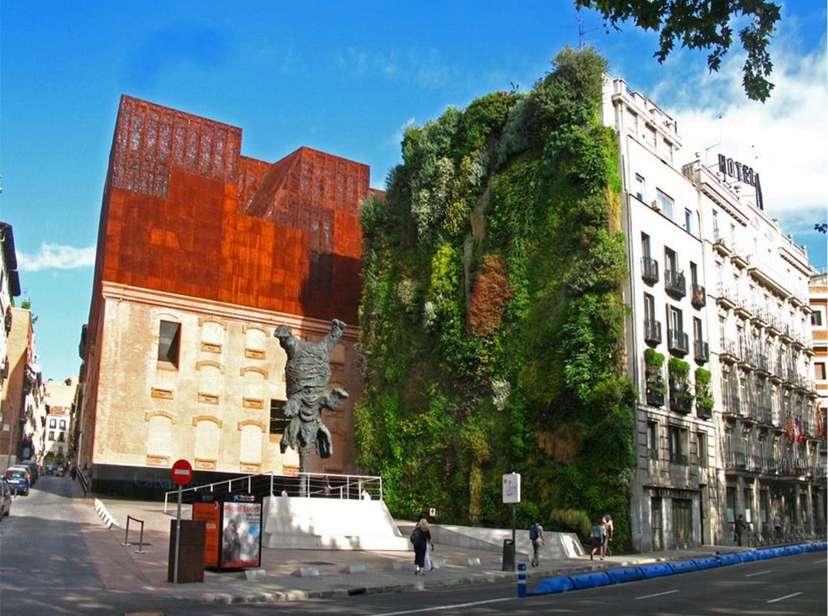 CAIXAFORUM VERTICAL GARDEN - Sheet1