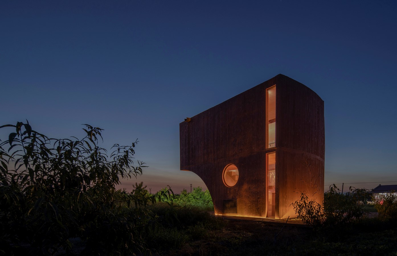 Sculptural 'peach hut' pavilion built as part of community center in rural China by Atelier Xi - Sheet8
