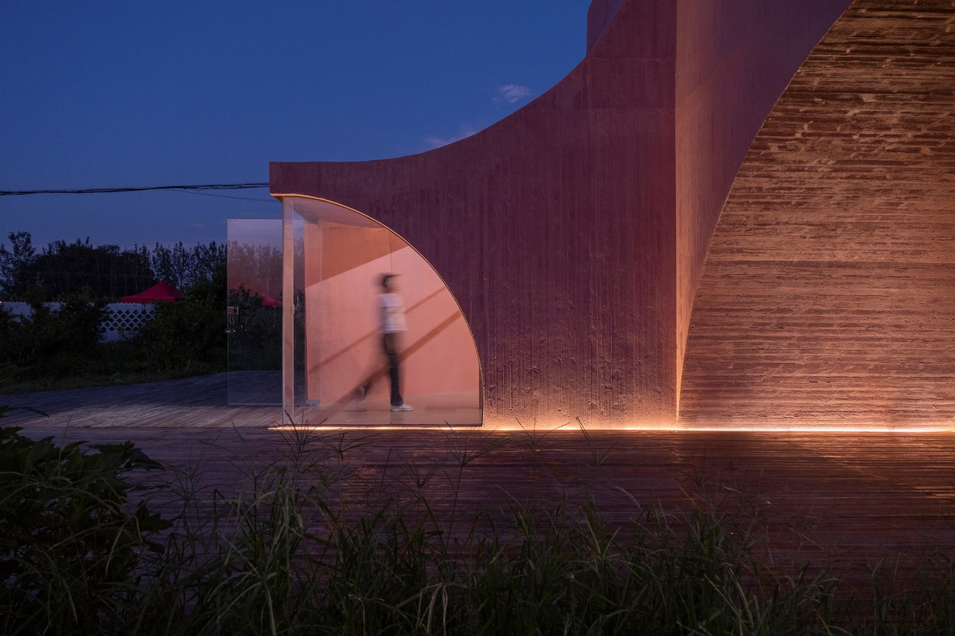 Sculptural 'peach hut' pavilion built as part of community center in rural China by Atelier Xi - Sheet9