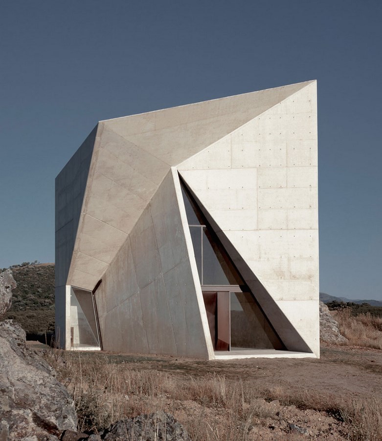 CAPILLA EN VALLEACERON, ESPAÑA - Sheet1