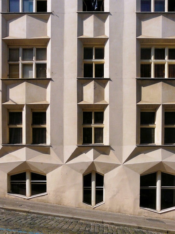 Experimenta el cubismo a través de estas 10 icónicas estructuras - Sheet11