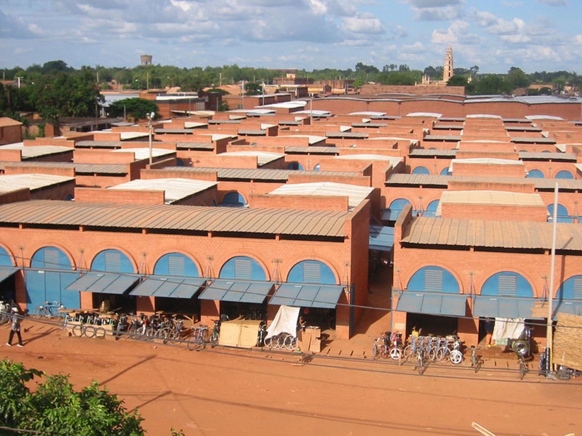 Mercado central, Koudougou, Burkina Faso / Laurent Séchaud - Sheet3