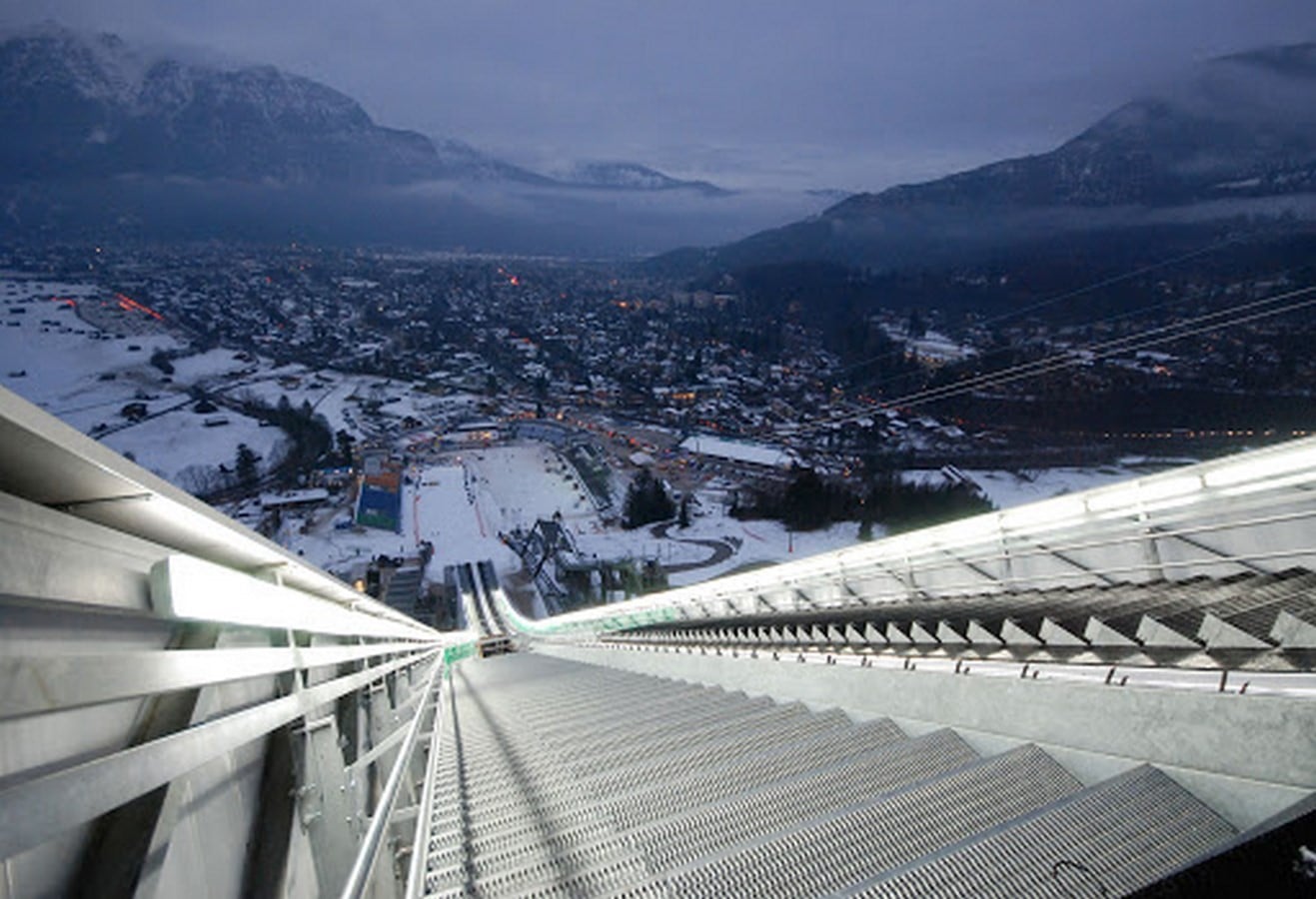Salto de esquí olímpico, Garmisch-Partenkirchen, Alemania / terreno: loenhart & mayr BDA Architects - Sheet2