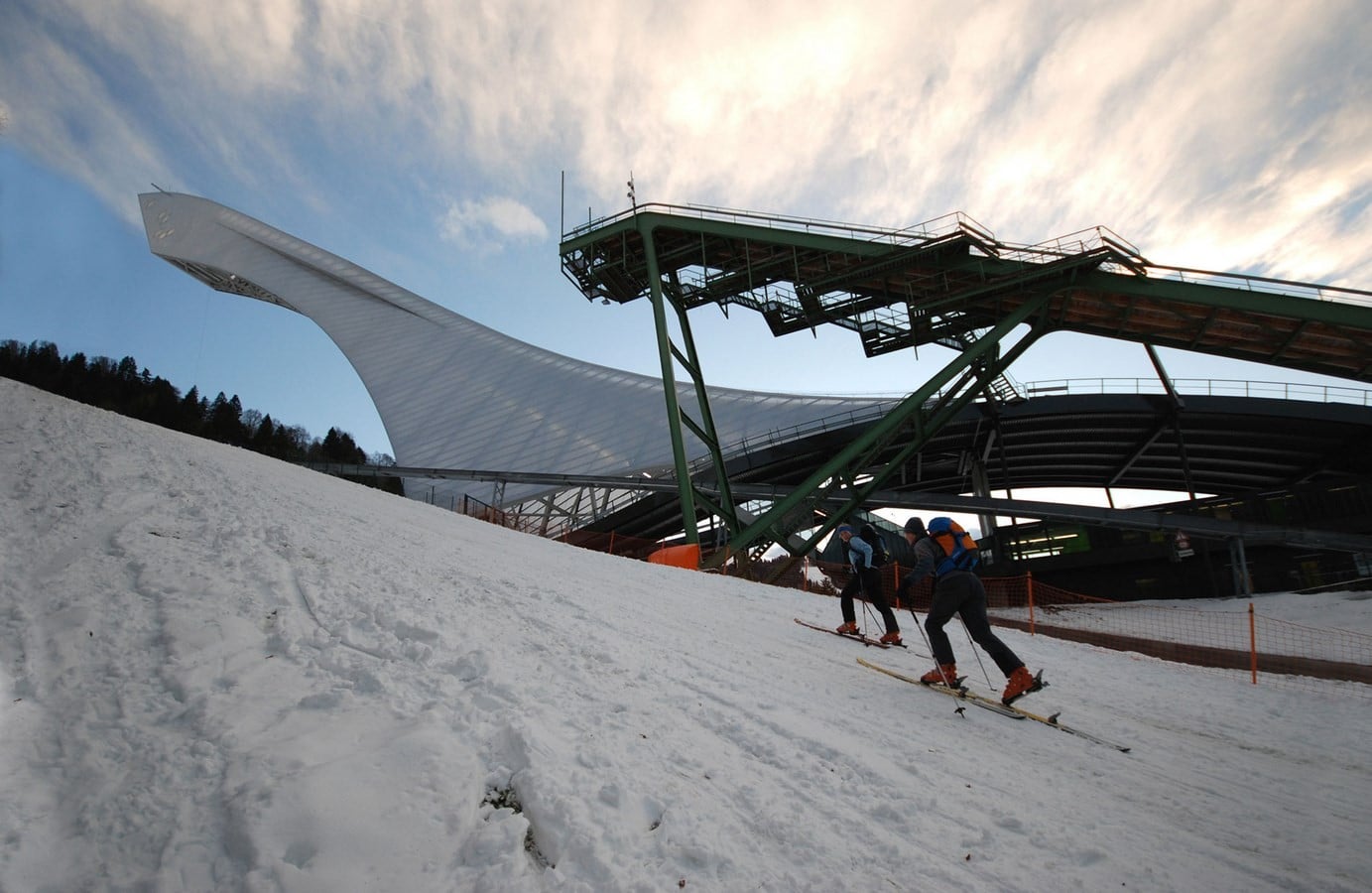 Salto de esquí olímpico, Garmisch-Partenkirchen, Alemania / terreno: loenhart & mayr BDA Architects - Sheet3