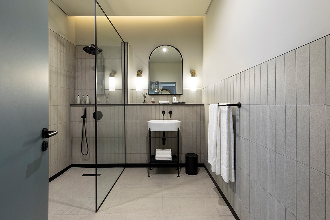 The Bank, Rosebank by Daffonchio and Associates Architects - Sheet9