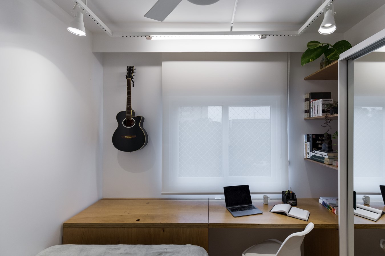 Santana Apartment by Atelier Aberto Arquitetura - Sheet11