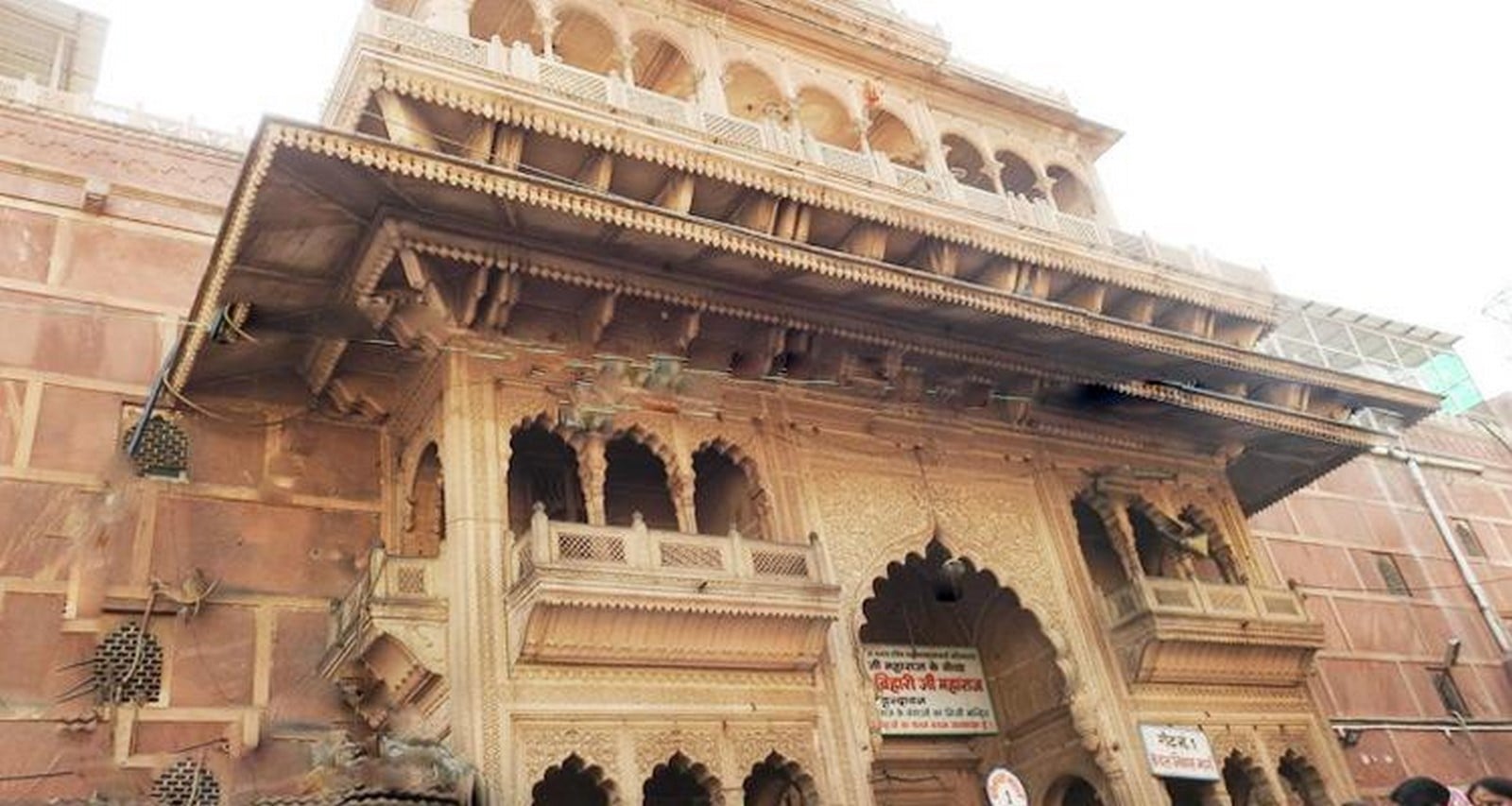 Architecture of Indian Cities: Vrindavan- City of widows - Sheet2