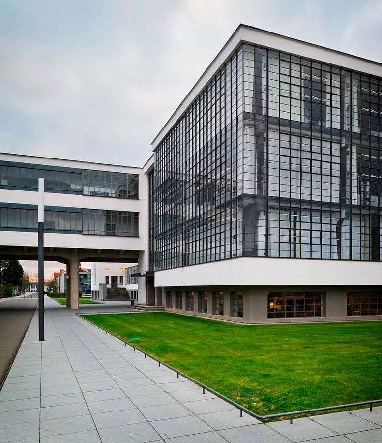 Evolution of architecture: How the change in human habits reflected on architecture - Sheet3