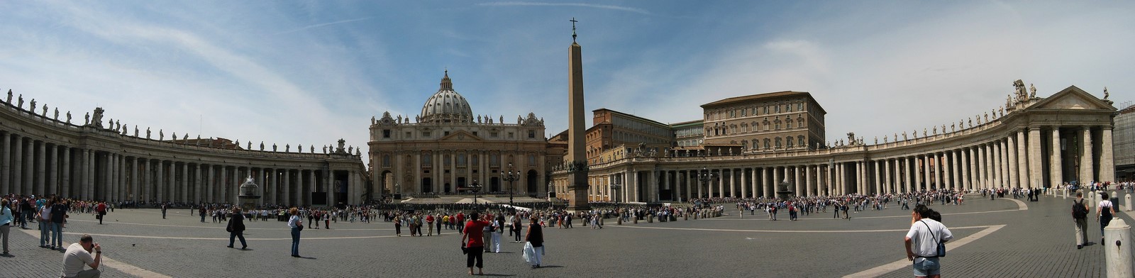 5 famous Urban Public spaces and what makes them famous - Sheet2