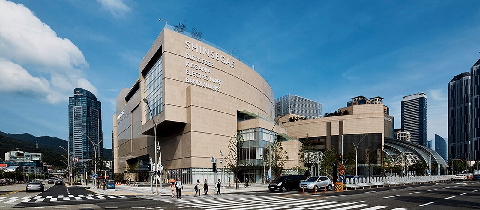 Shinsegae: World’s Largest Departmental Store - Sheet2