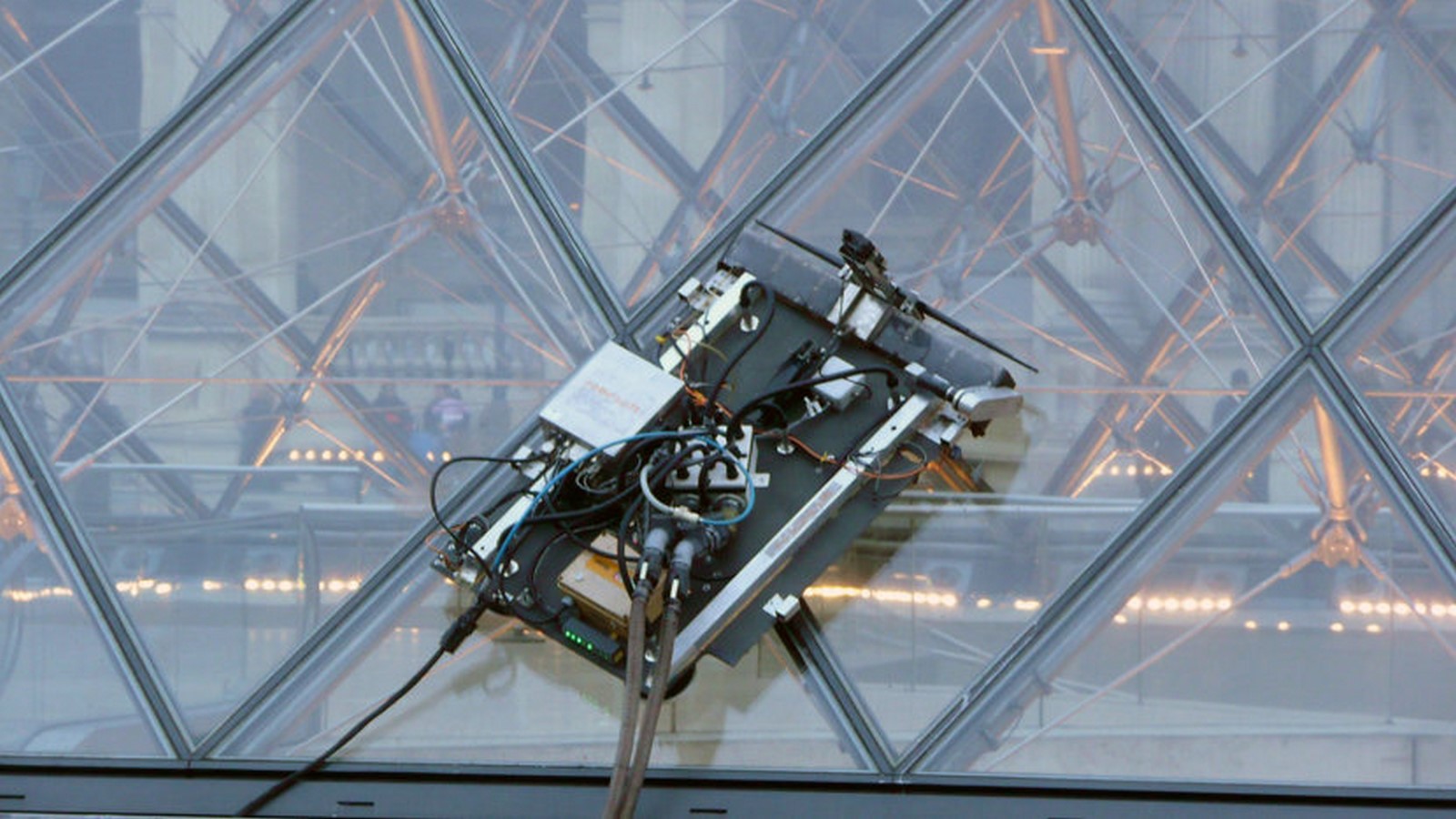 10 Things you did not know about Louvre Pyramid by I.M. Pei - sHEET9