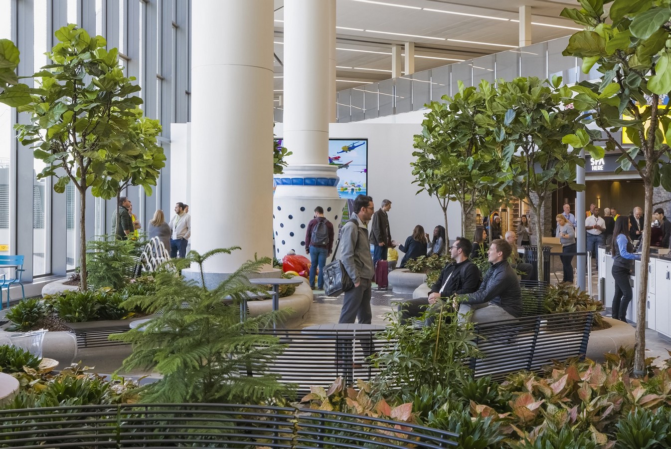 LaGuardia Airport by HOK: Advanced for it's time yet criticized - Sheet16