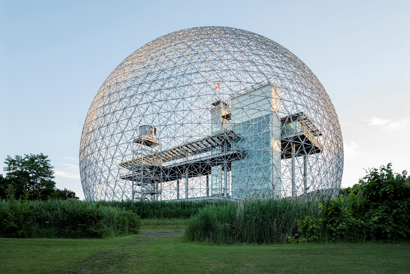 Louis Khan and Buckminster Fuller Heavy vs Light - Sheet11