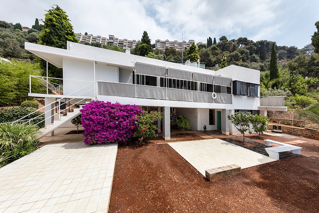 An iconic villa was designed by her without any architectural training - Sheet3