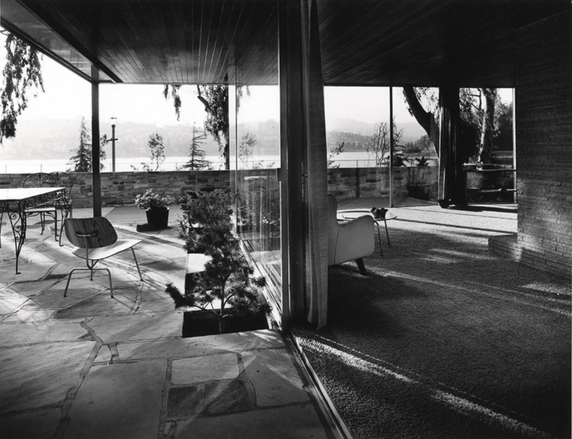 A brief history of Architectural Photography - Sheet32