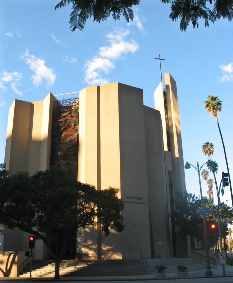 Brutalism in Architecture - 6 Examples of Movies with Brutalist Buildings - Sheet13