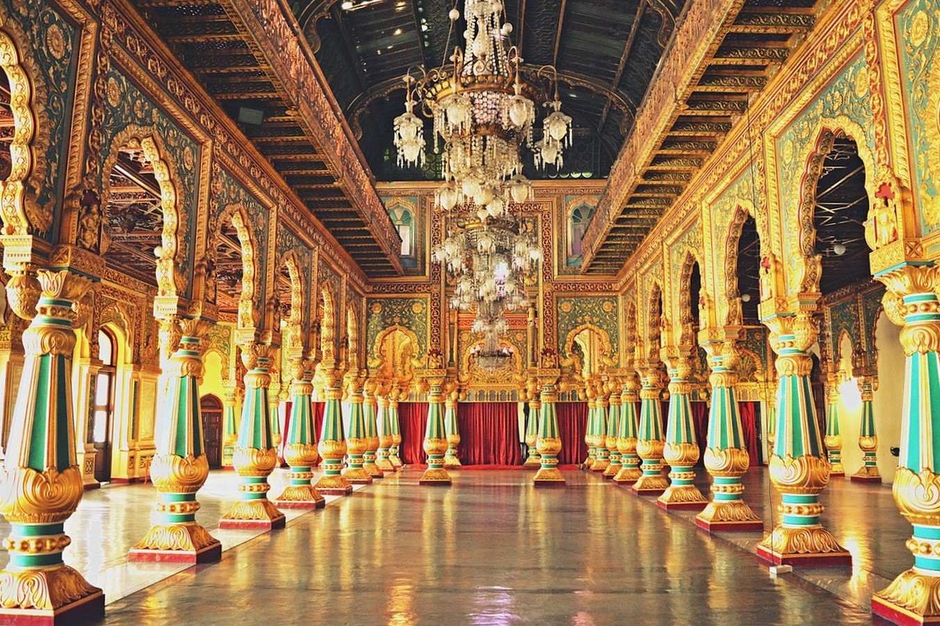 Architecture of royalty- Elements that make architecture royal.- Sheet11