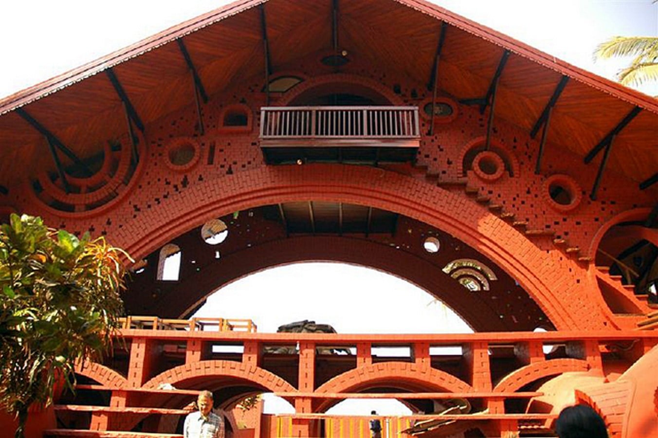 Mehta's bungalow by Nari Gandhi: The unconventional house- Sheet6