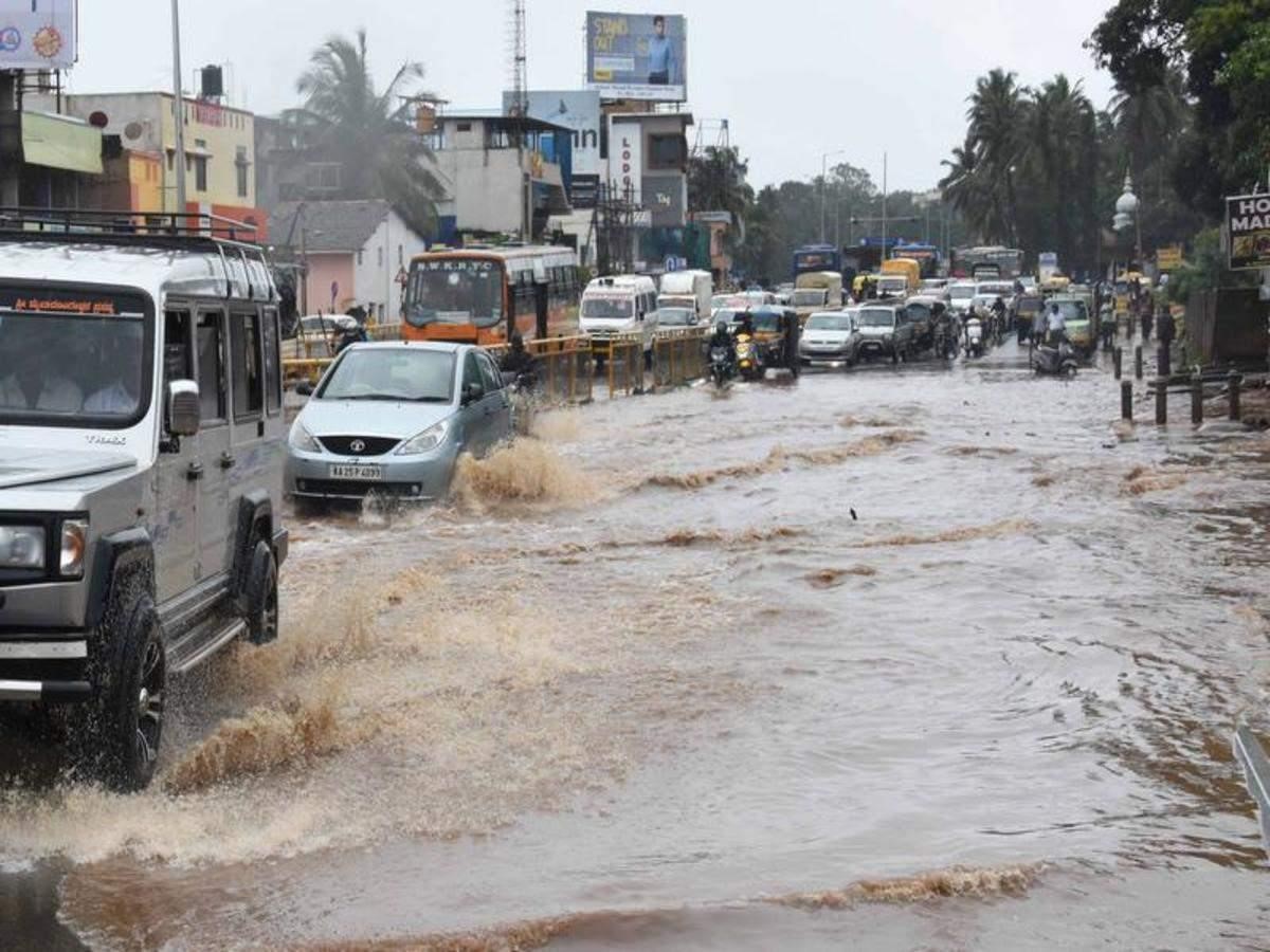 Why is there traffic congestion in Tier II city, Hubli-Dharwad - Sheet11