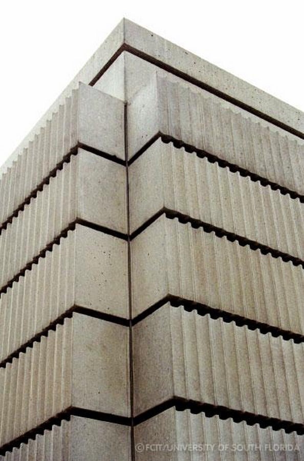 Judenplatz Holocaust Memorial by Rachel Whiteread: A plethora of signs - Sheet5