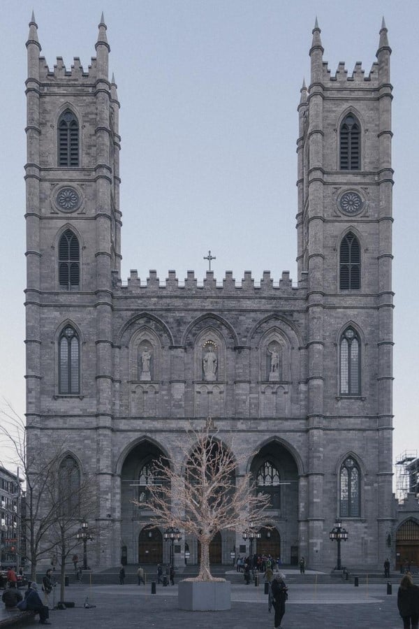Churches Architecture - Notre-Dame Cathedral, Canada - Sheet1