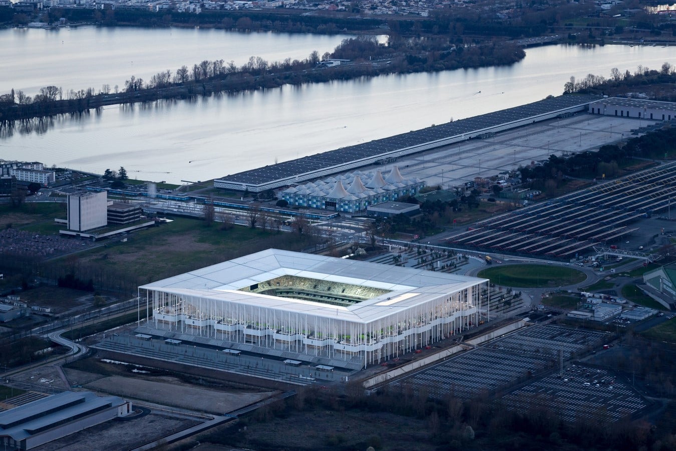 10 Famous structures of Bordeaux, France - Sheet10