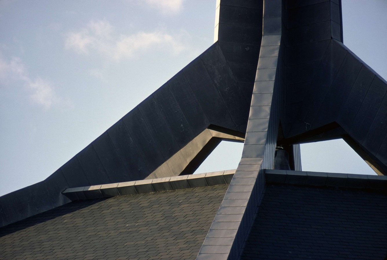 North Christian Church by Eero Saarinen: Church inspired from Angkor Wat and Borobudur - Sheet11