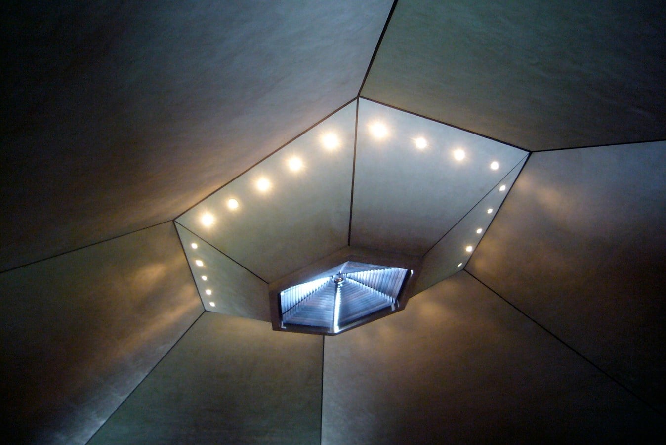 North Christian Church by Eero Saarinen: Church inspired from Angkor Wat and Borobudur - Sheet7