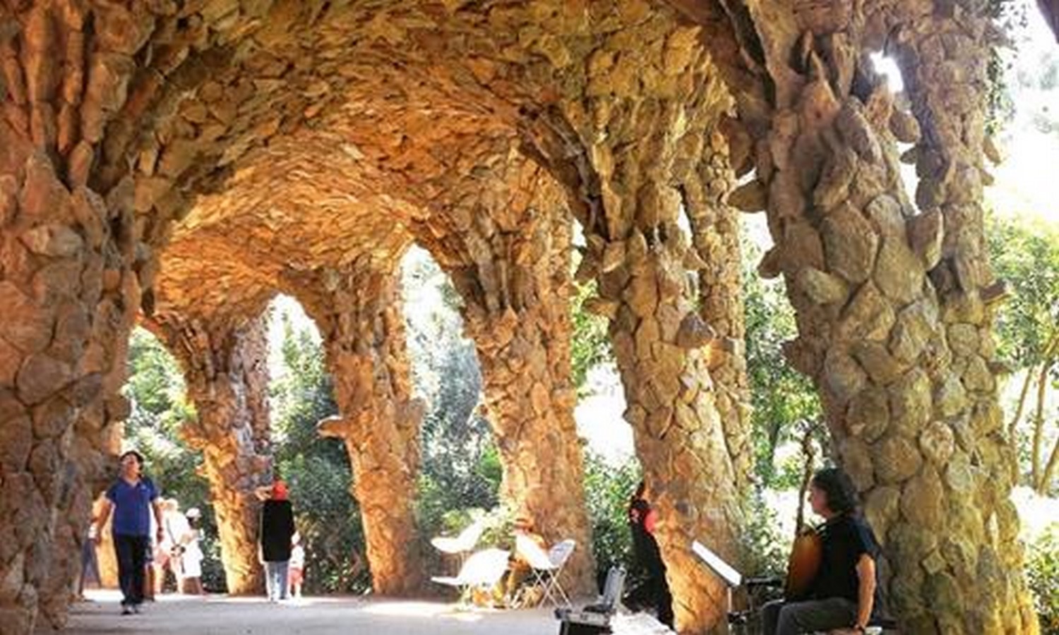 Park Güell by Antoni Gaudi: House turned Museum - Sheet3