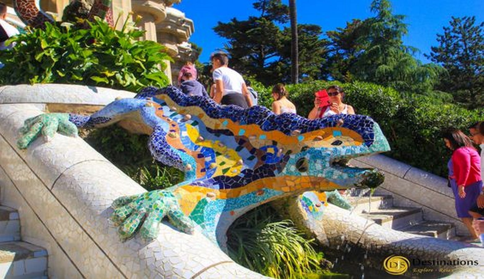 Park Güell by Antoni Gaudi: House turned Museum - Sheet8