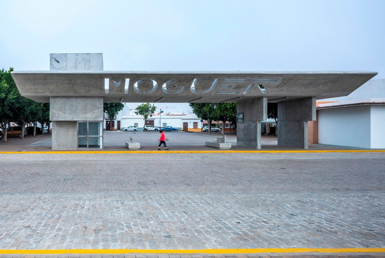 Rethinking the architecture of Bus Stands- Sheet10