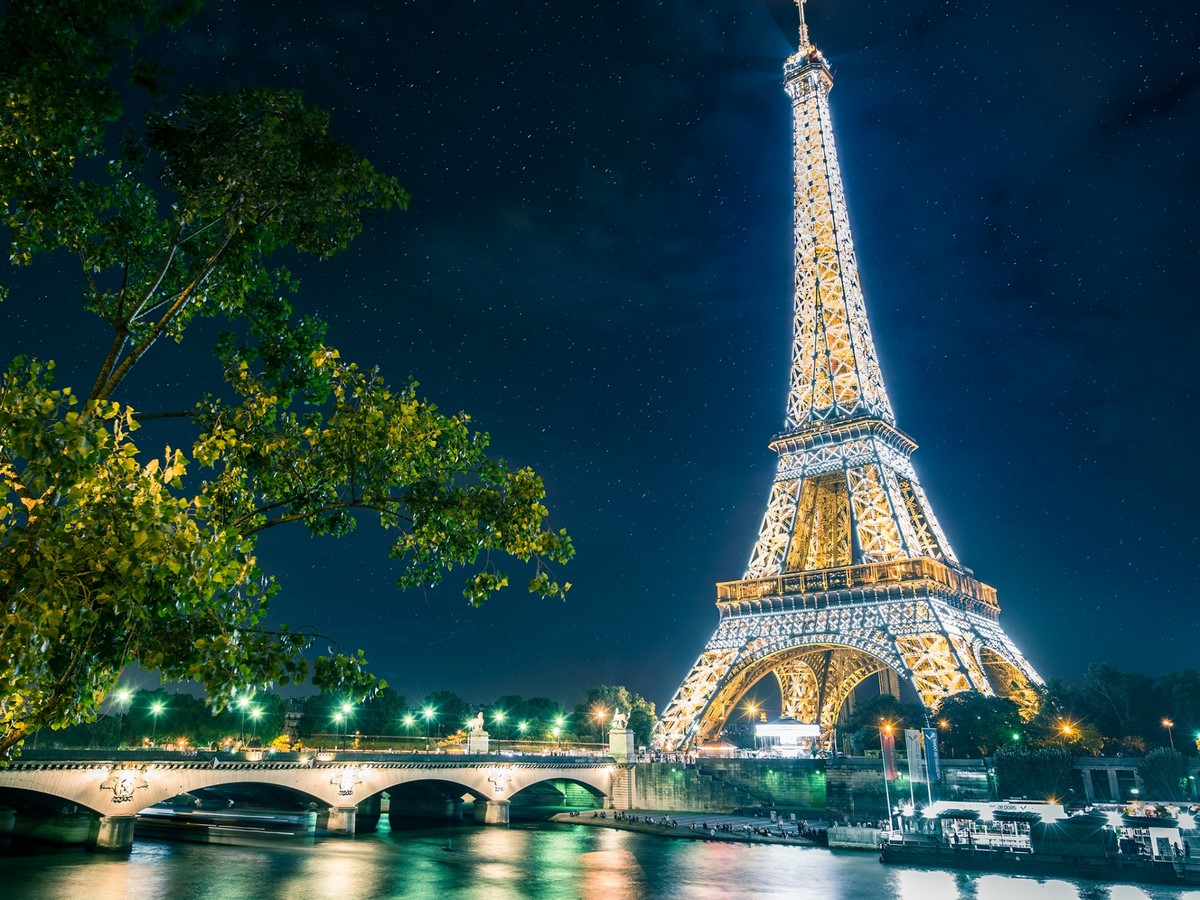 EIFFEL TOWER, PARIS- Sheet1
