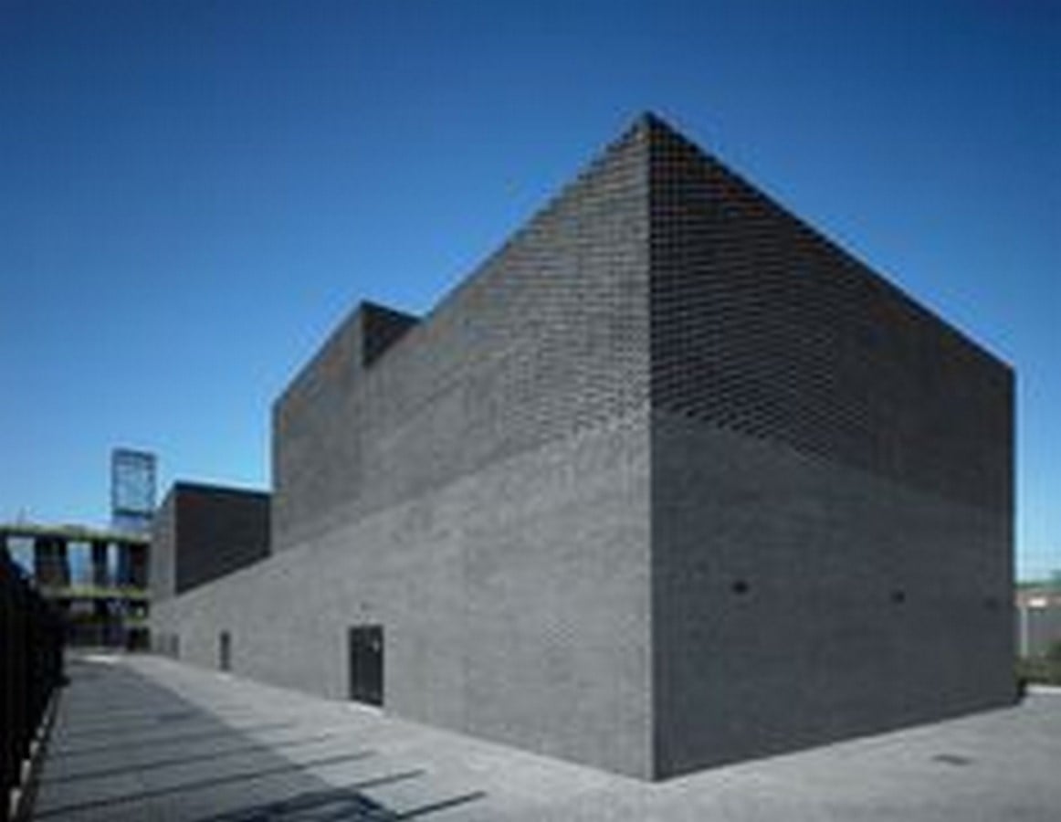 Article in Focus: Architecture today is just like design of private boxes - Sheet2