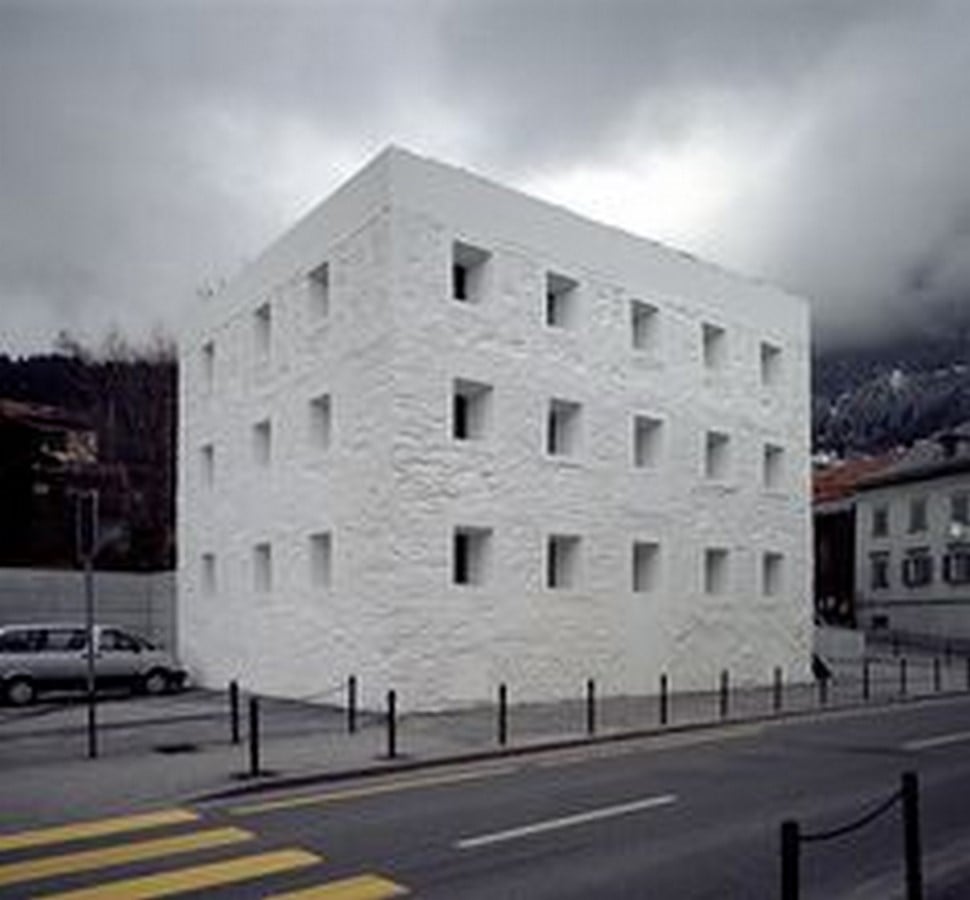 Article in Focus: Architecture today is just like design of private boxes - Sheet3