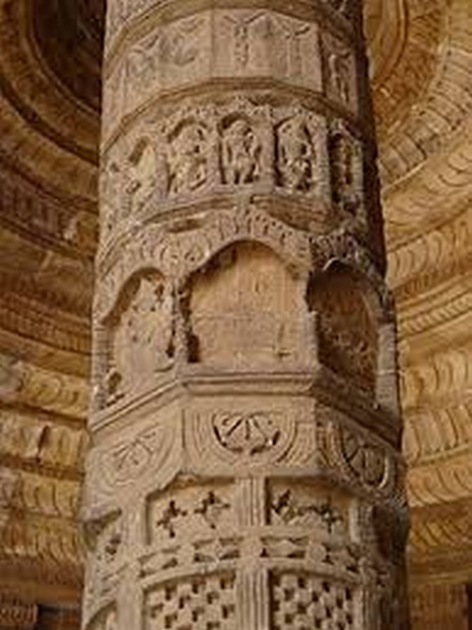10 Indian structures with islamic influence in their design