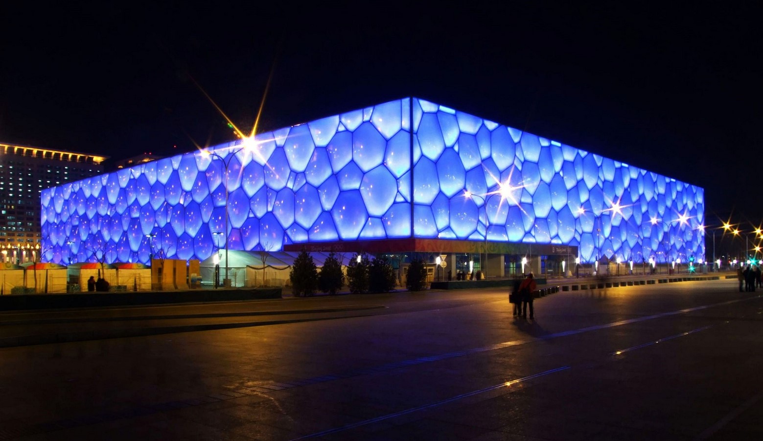 How can architects use Biomimicry while designing sustainable designs- Sheet4