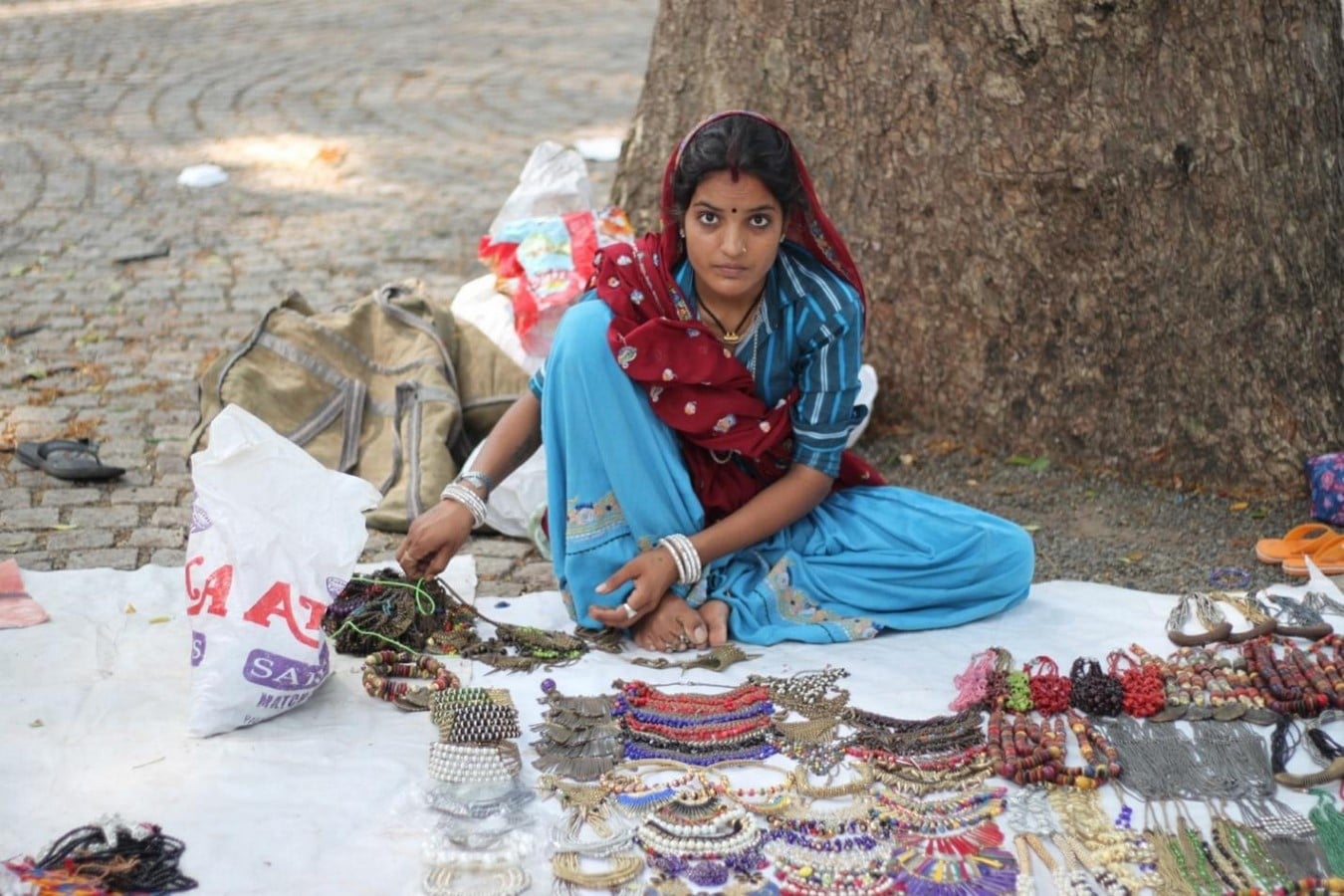 Street vendors are often harassed by local officials; a 2020 study found that Indian vendors on the streets of Hyderabad in Telangana were being barred from shading under trees. ©(d f y b) TRAVEL CAPTURES on Unsplash