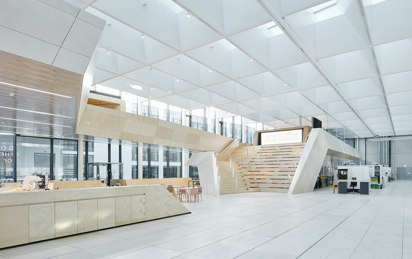 Swarovski Manufaktur : el taller de cristal del siglo XXI, Austria