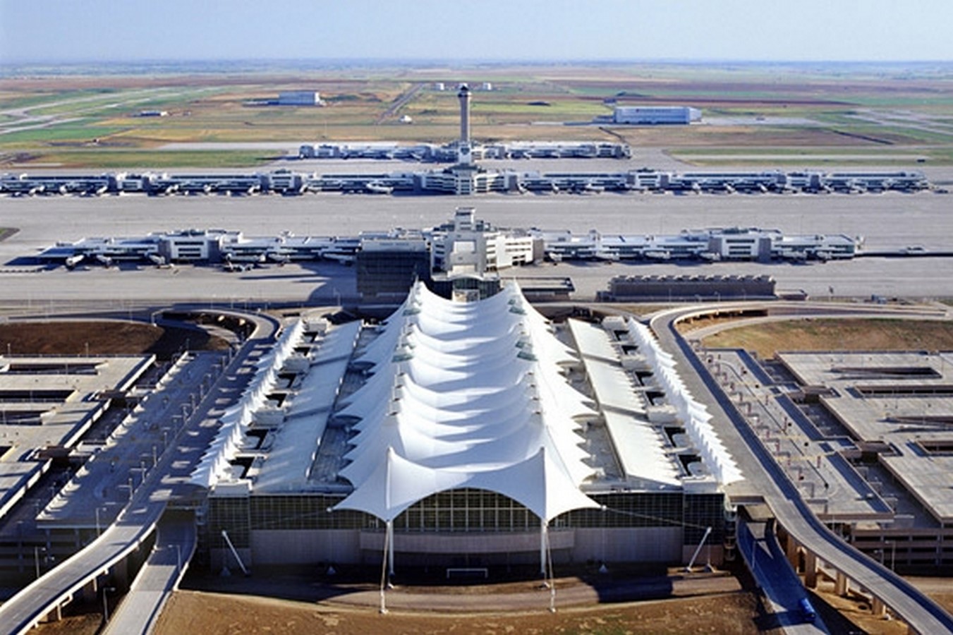 10 Des conceptions d'aéroports inspirantes dans le monde entier - Feuille7 