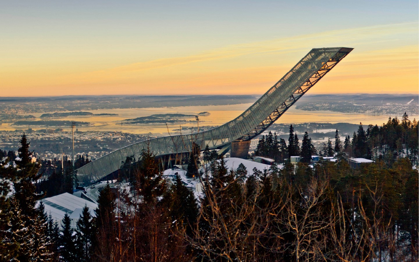 Holmenkollen Ski Jump - Sheet2