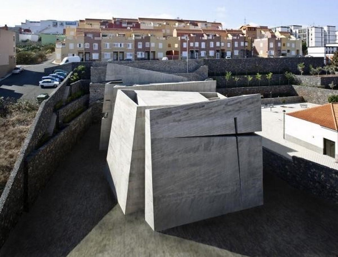 The Holy Redeemer Church, Spain - Sheet1