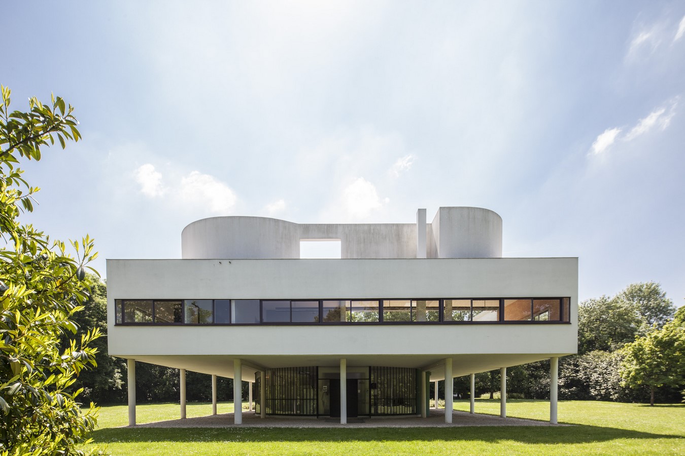 Villa Savoye, Paris, France by Le Corbusier - Sheet1