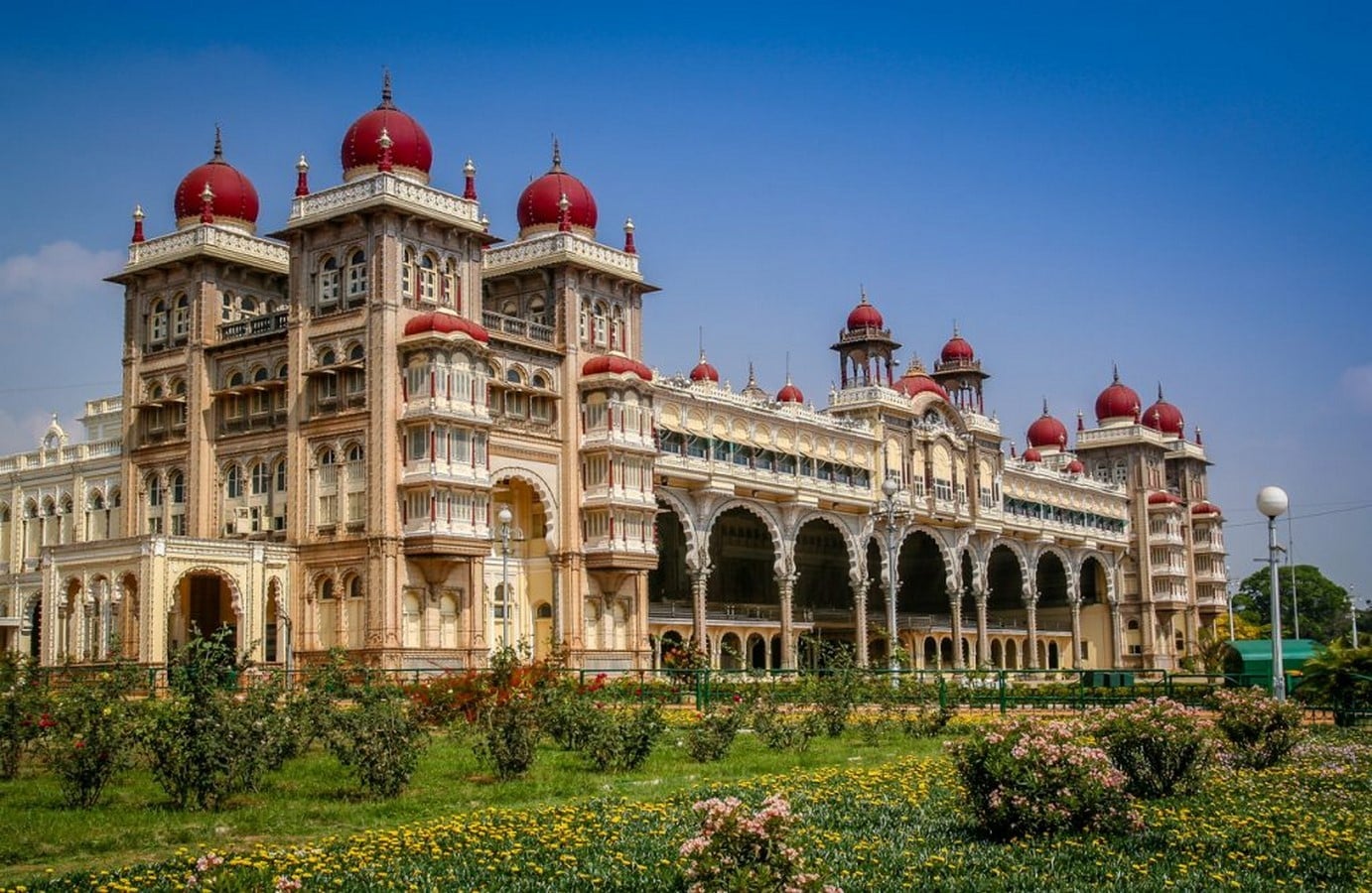 Mysore Palace by Henry Irwin: Buckingham Palace of India - Sheet1